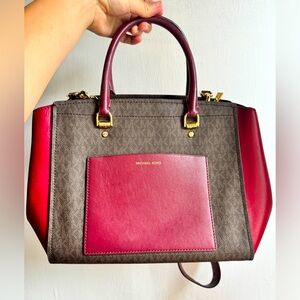 Michael Kors purse handbag with shoulder strap